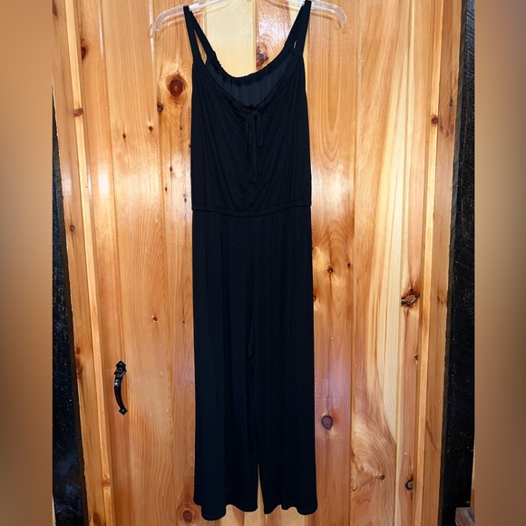 Black jumpsuit - Picture 1 of 5